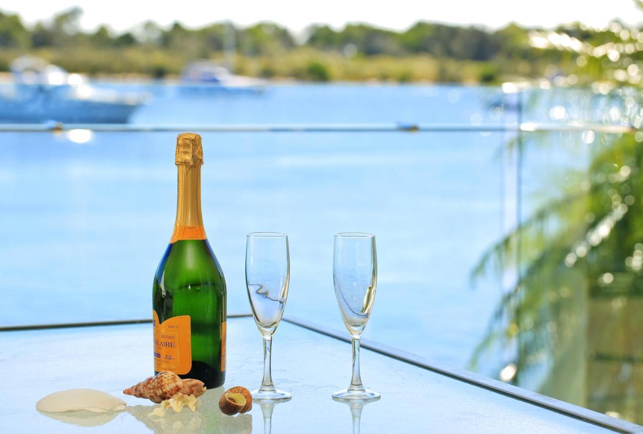 Noosa Quays Waterfront Accomodation Eksteriør bilde